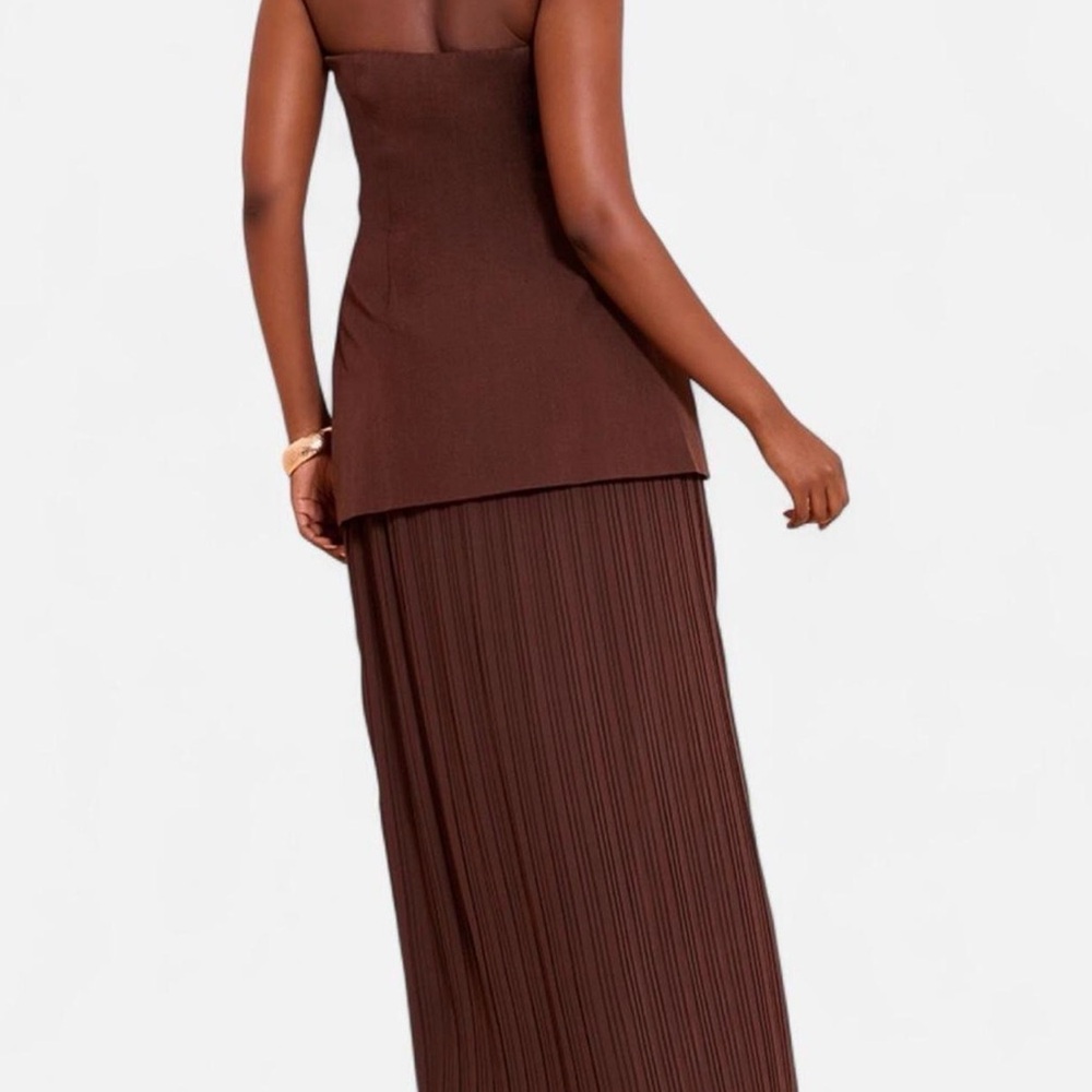 Pretty Little Thing CHOCOLATE BANDEAU PLEATED CHIFFON SKIRT PANEL MAXI DRESS - Picture 2 of 4